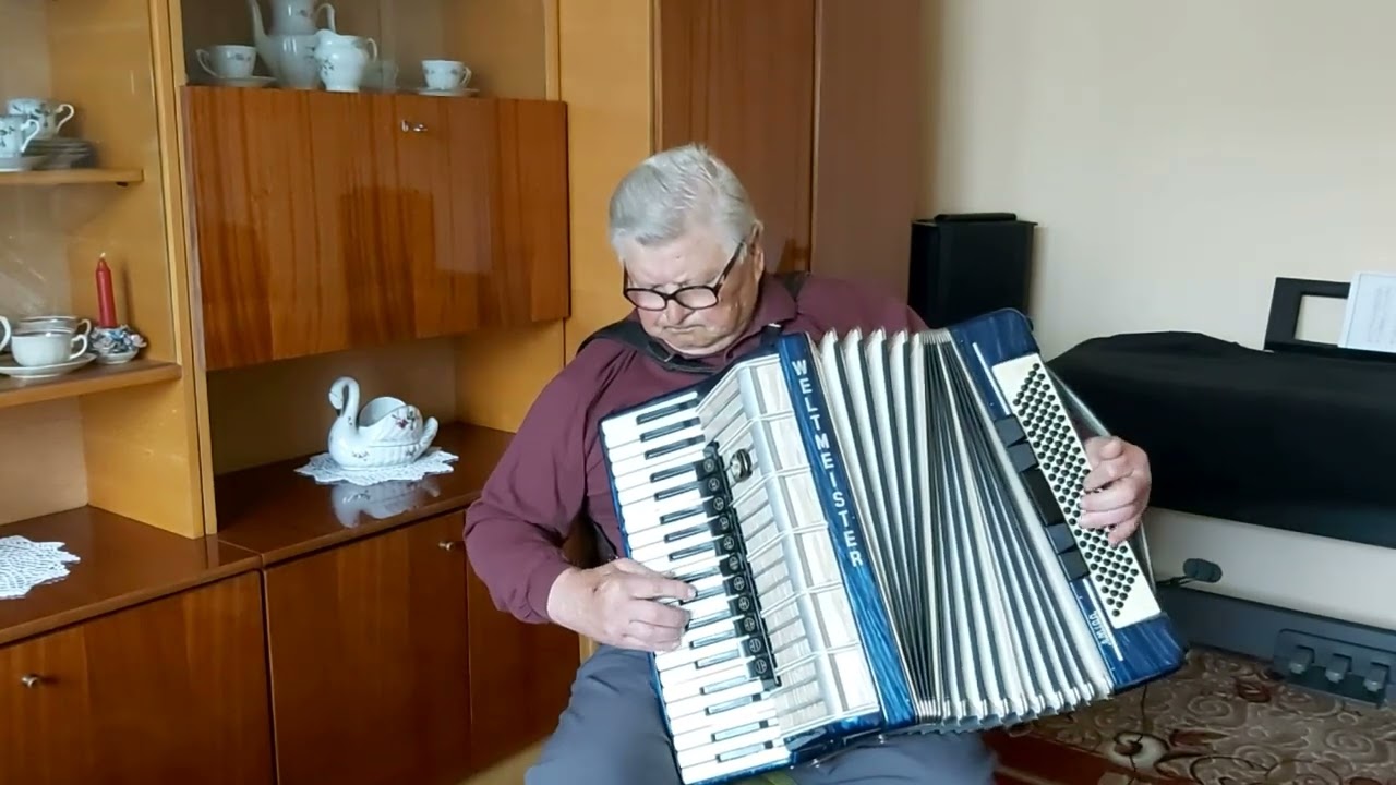 Marsz Kapitan Rimek na akordeon