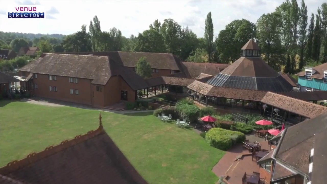 #Berkshire |  CIM Moor Hall, Cookham, Maidenhead - venuedirectory.com