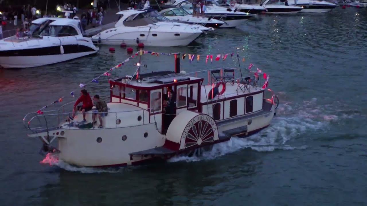 Riva Gołębiewski ślizg, dni Mikołajek, parada statków, Polskie Miami