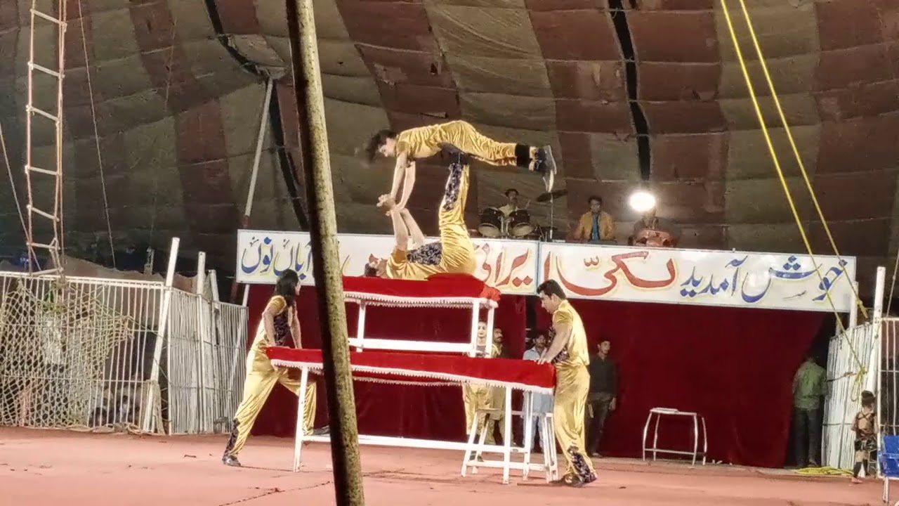 luki erani sarcas at ellahabad  very excited seen on tha sercas teem