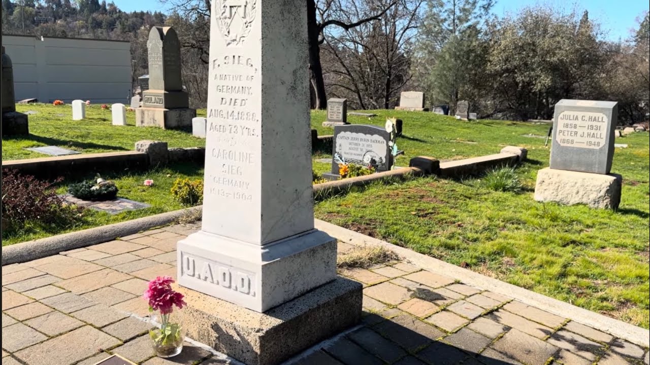 Graveyard vlog 004