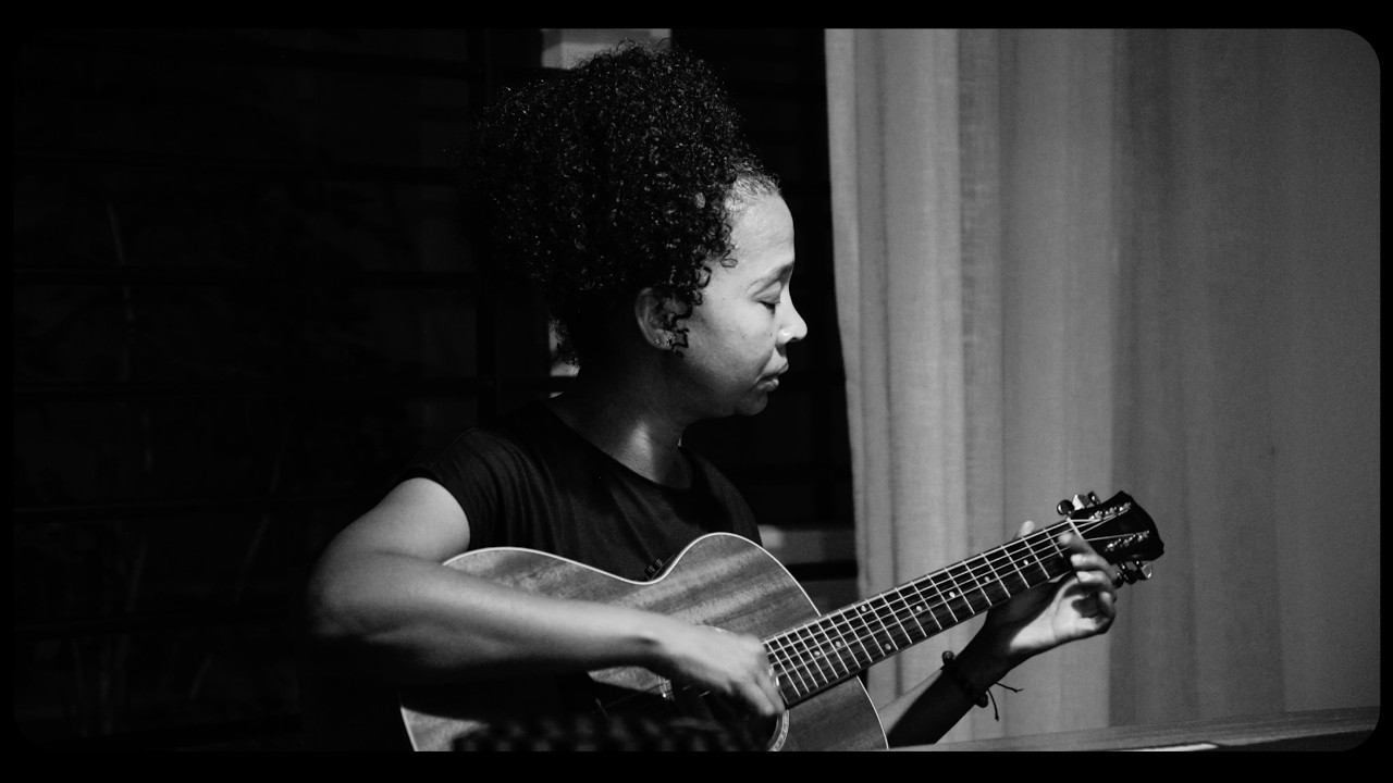 Ariane Parkes - brother, sister (played at the dining table)