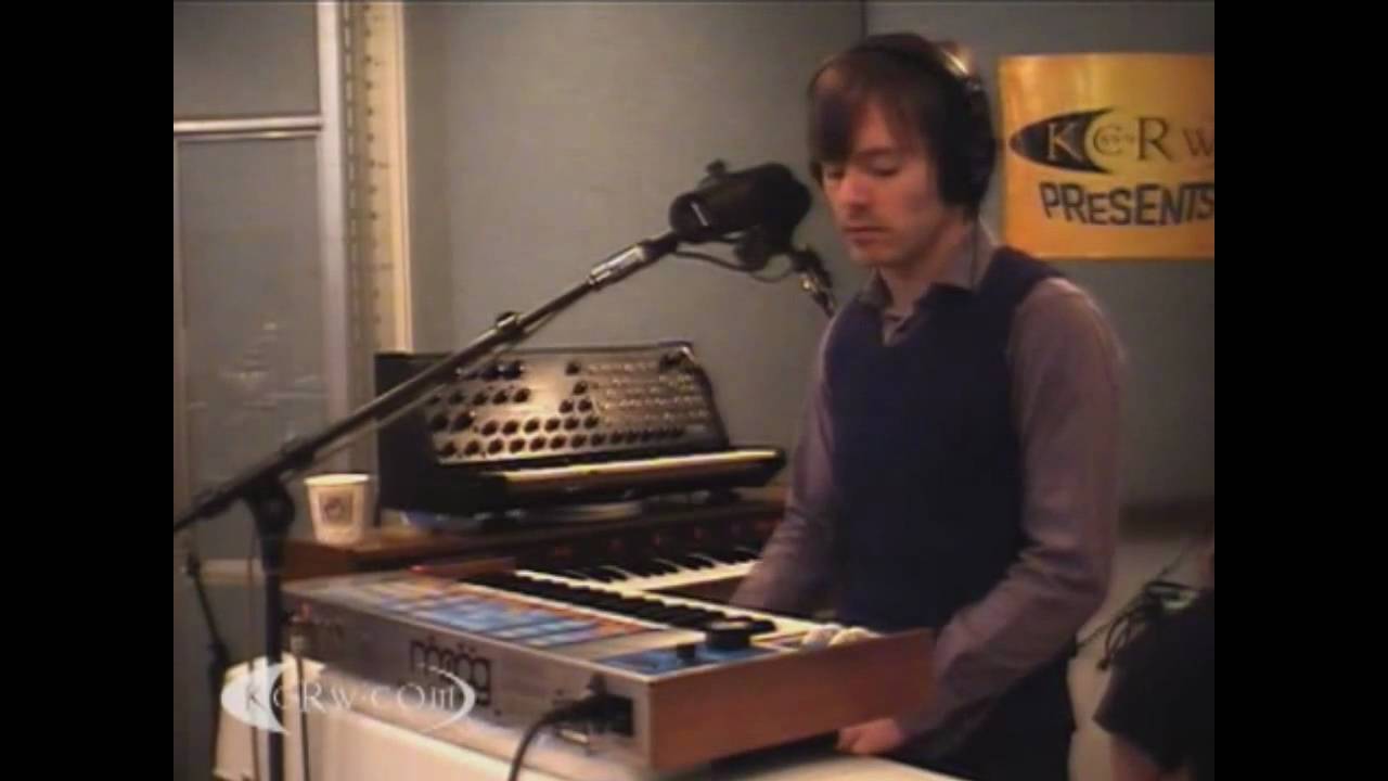 AIR - Tropical Disease (LIVE@KCRW March 29, 2010) HD