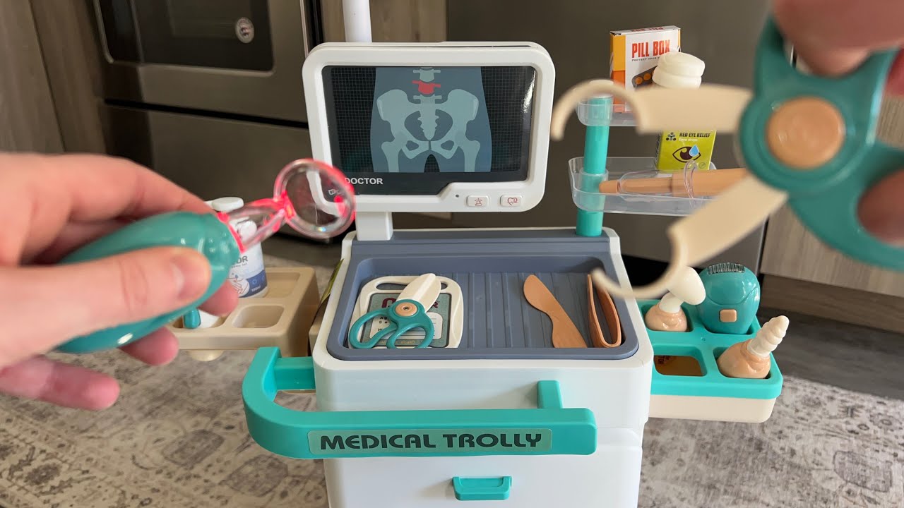 ASMR | Medical Station Pretend Doctor Toy Set Roleplay 👨🏼‍⚕️ w/ eye exam