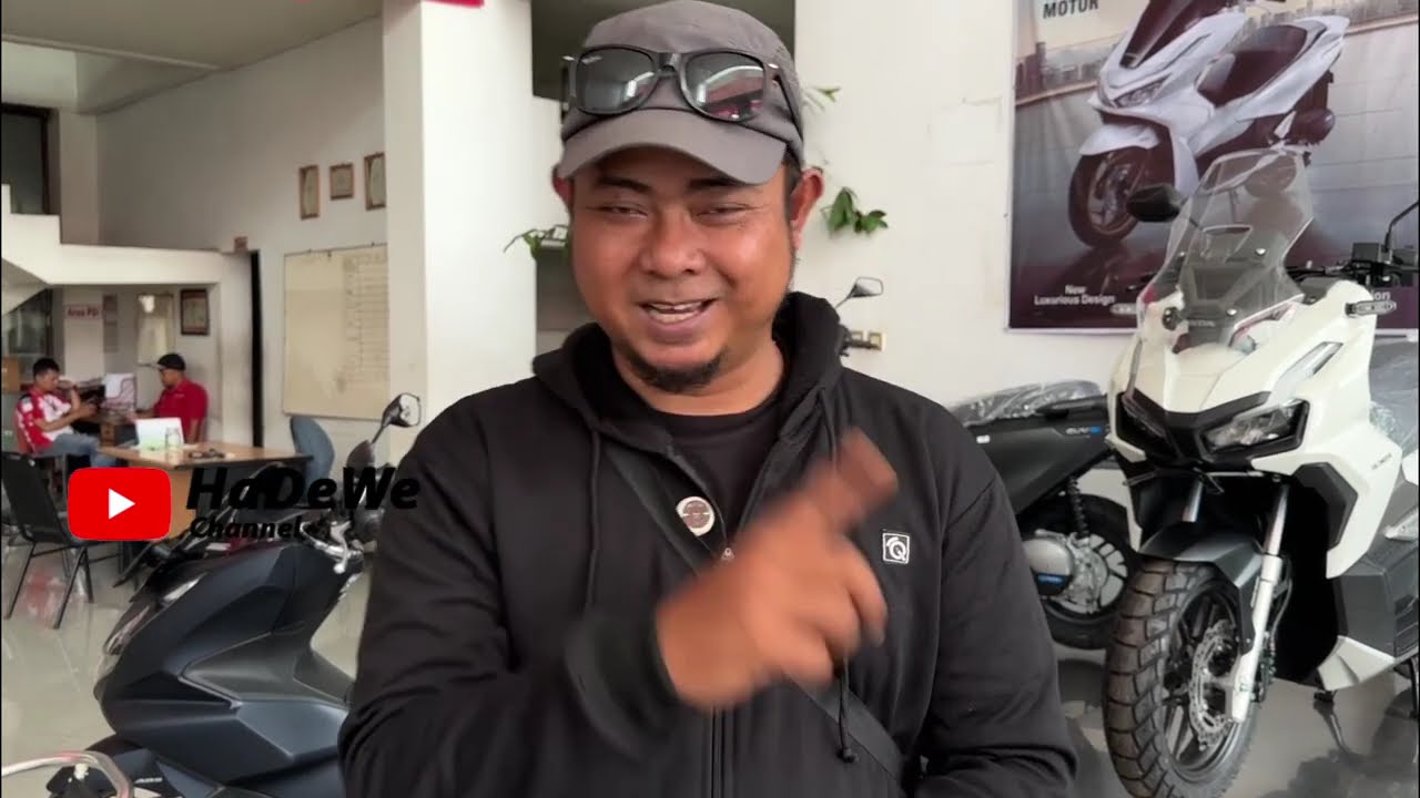 MOTOR BARU‼️BUAT KELUARGA PERAWAN DESA TANPA AYAH HADIAH DARI SINGAPUR,DI BAYAR SHOLAWAT