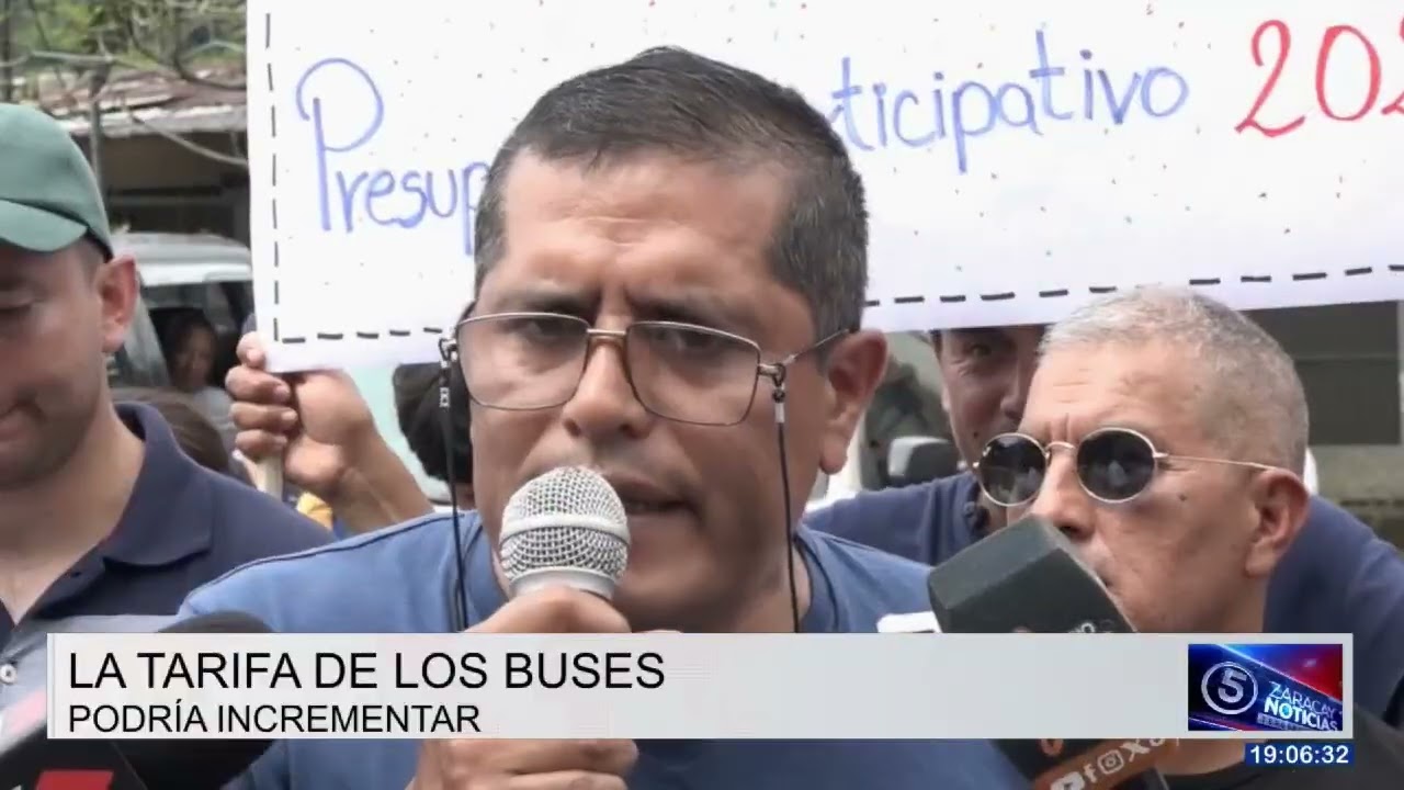 LA REGIÓN - LOS HABITANTES DE ALLURIQUÍN CERRARON LA VÍA ALÓAG - STO. DGO.