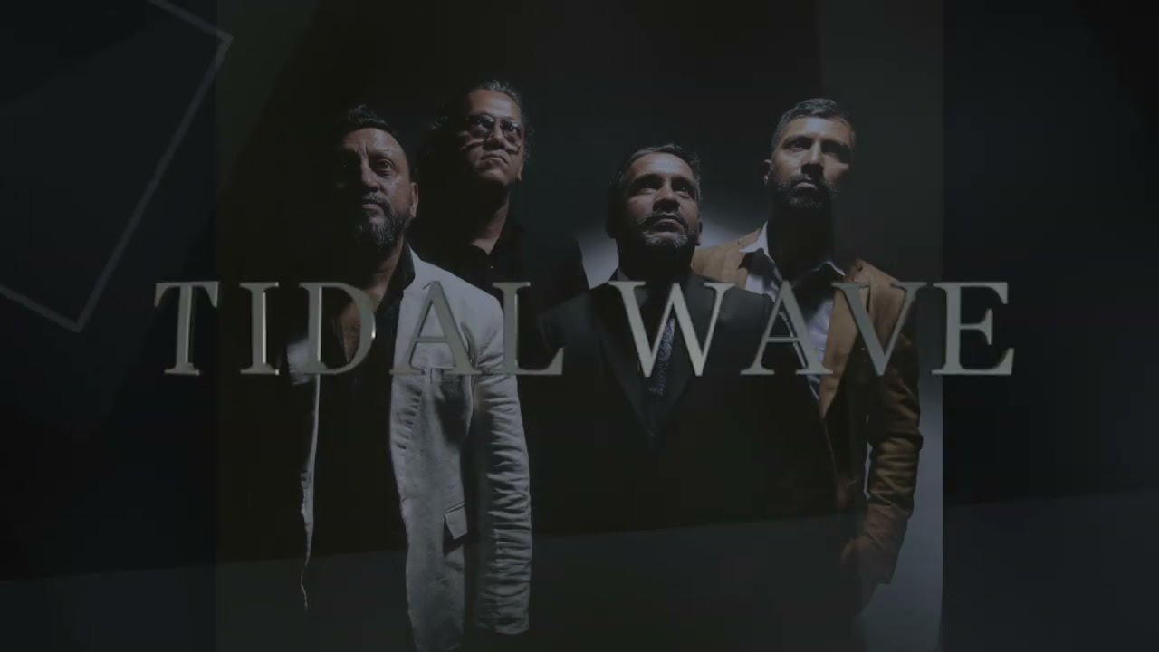 'Sugar' (Maroon 5 cover) performed live by Tidal Wave