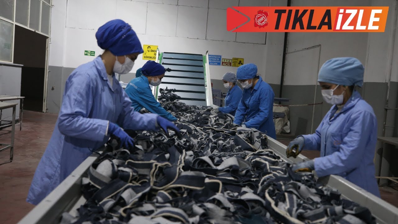 Kadınların Ayrıştırdığı Tekstil Atıkları Geri Dönüştürülerek İhraç Ediliyor