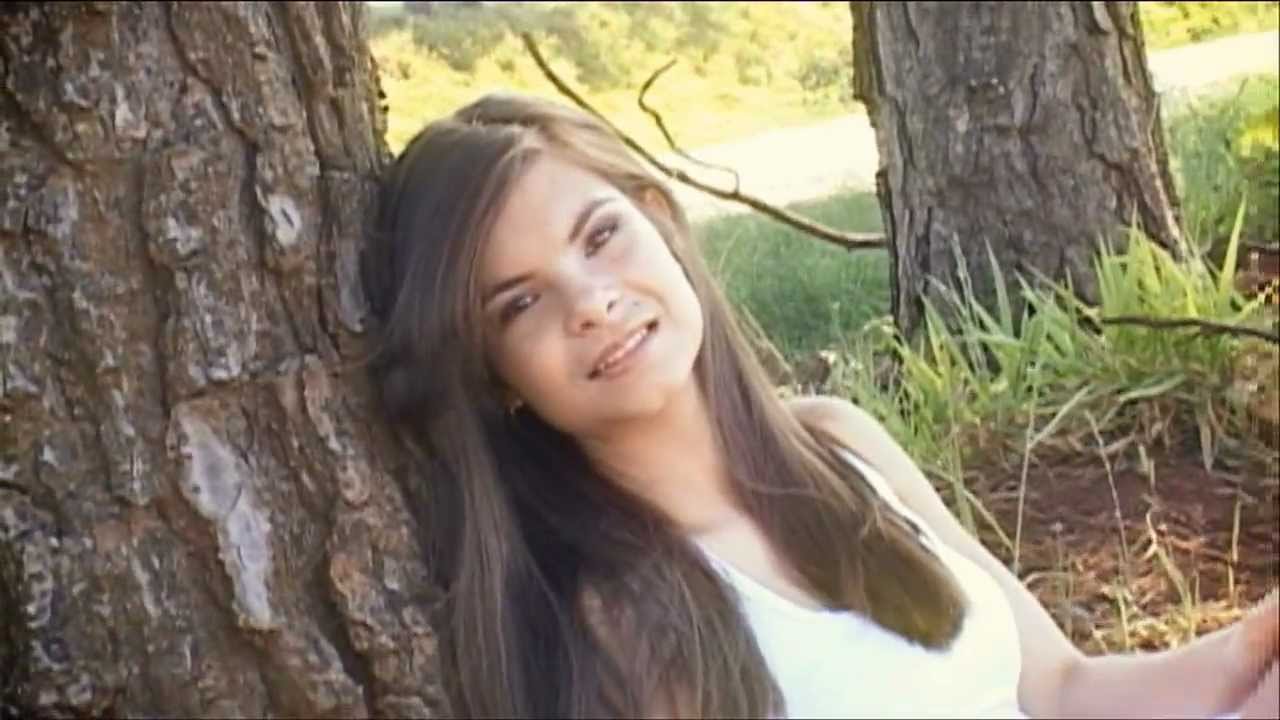 Monize | 15 Anos | Clip