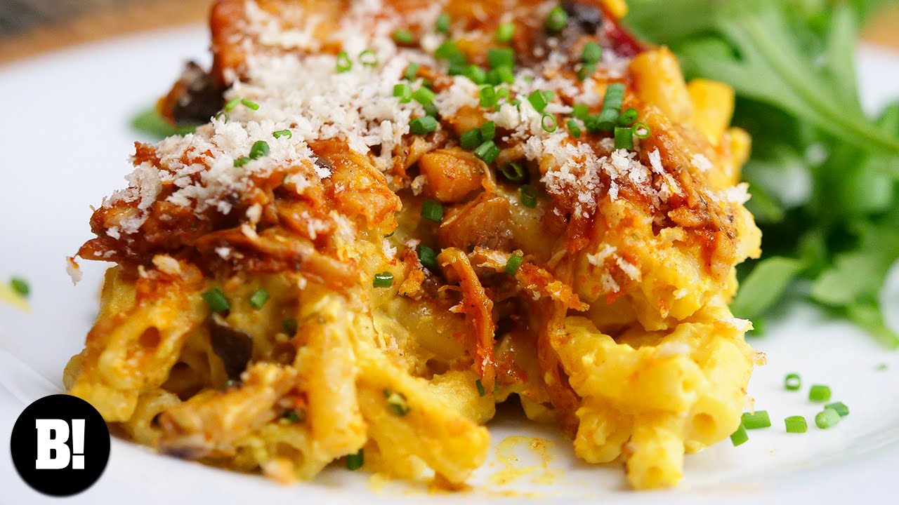 Pulled &lsquo;Pork&rsquo; Baked Mac & Cheese Recipe!