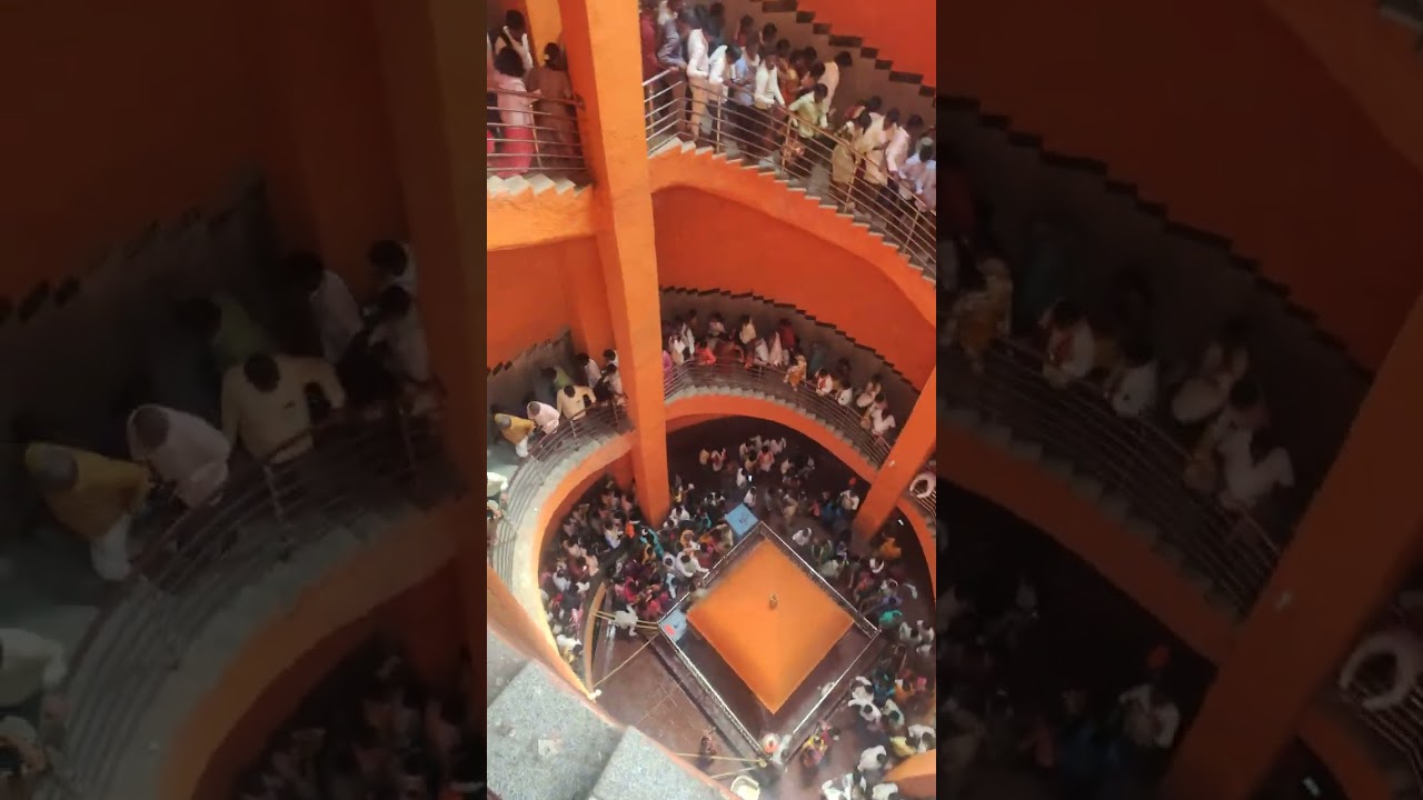 🧐Kuadala Sangama Deva🙏 see how people are rush to watch God🙏 #youtubeshorts #kudalsangam #lordshiva