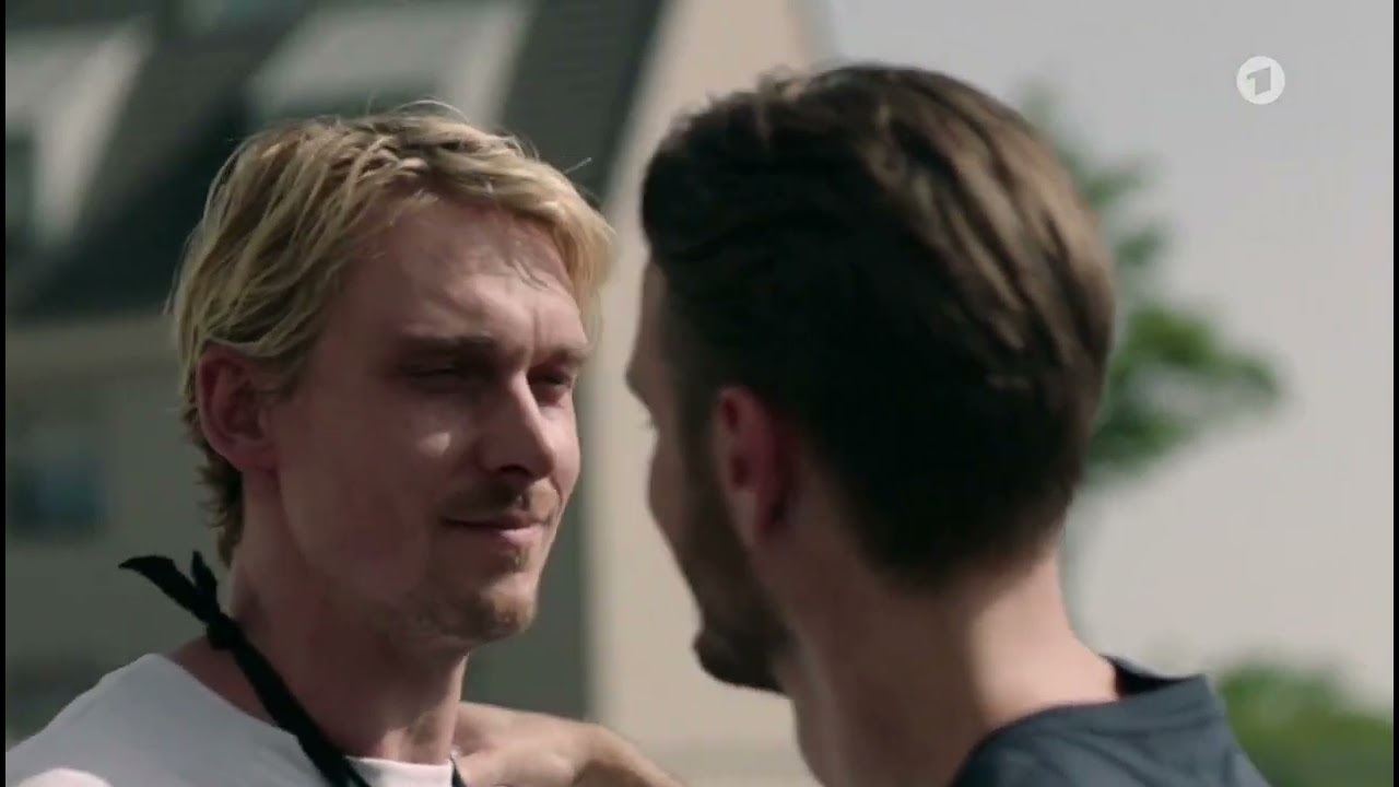 Adam Sch&uuml;rk x Leo H&ouml;lzer kiss || Tatort Saarbr&uuml;cken