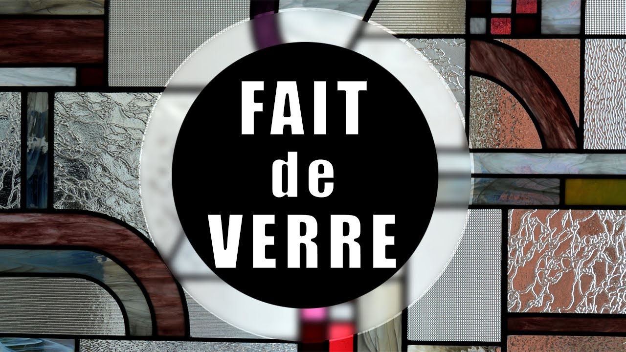 Mise en plomb d'un vitrail contemporain.