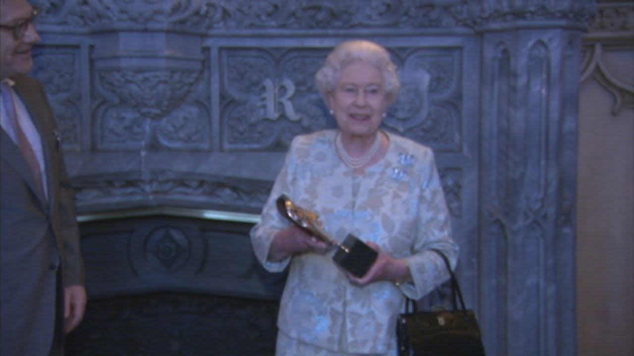 Queen presented with BAFTA at celebration of British film industry