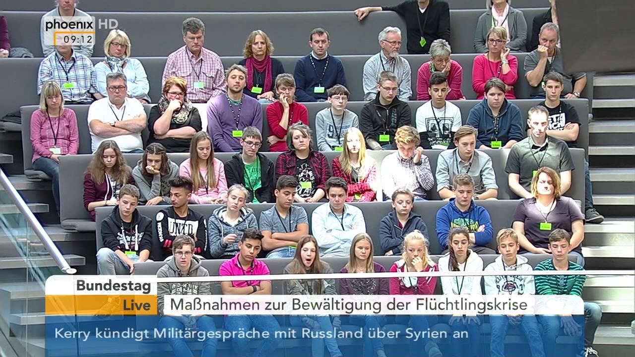 Flüchtlingspaket: Thomas de Maizière im Bundestag am 01.10.2015