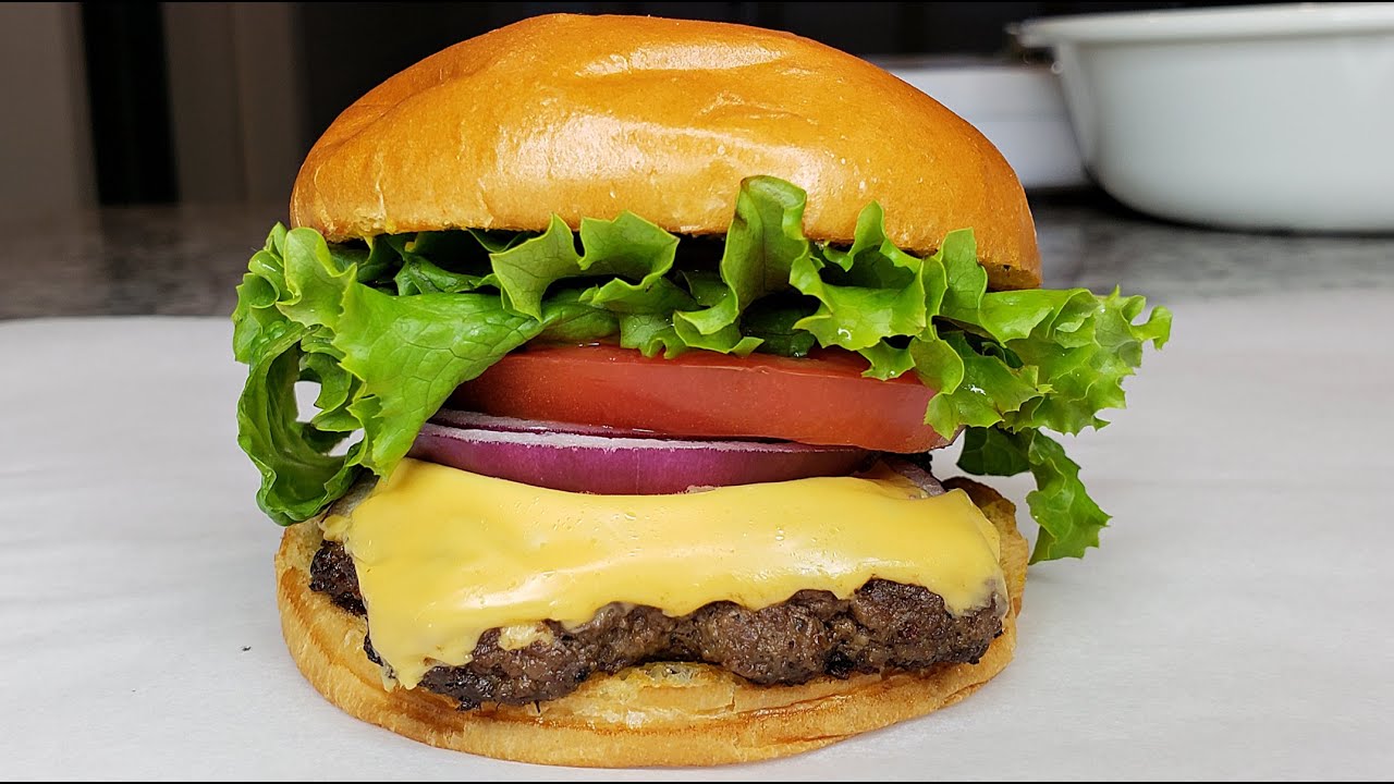 CHEESEBURGERS | Homemade Cheeseburgers Recipe | Simply Mama Cooks