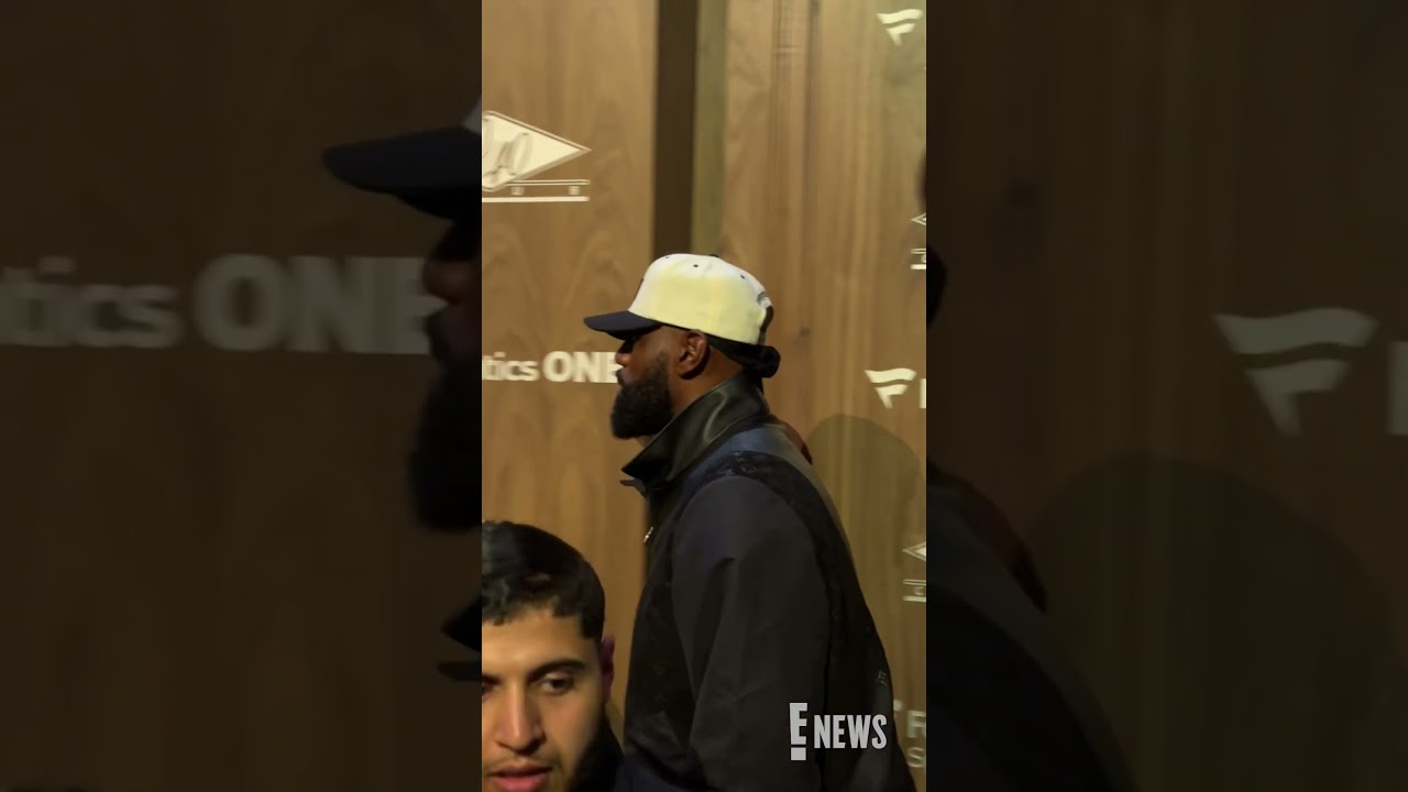 LeBron James at Fanatics Fest