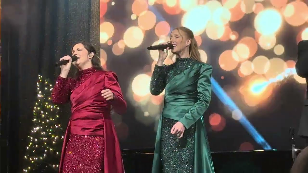 Collingsworth Family / Christmas Spirit Medley, Carol of the Bells, Have Yourself A Merry Christmas
