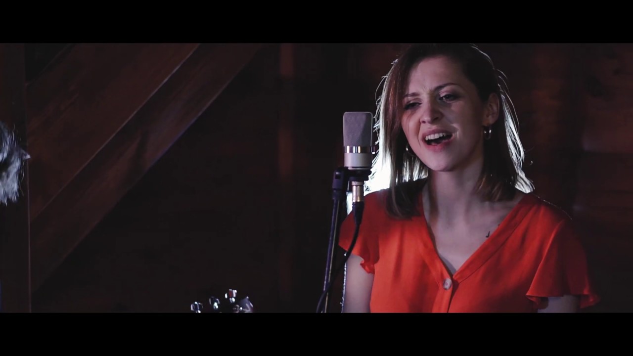&agrave; la - Aura (Mrozu cover) [Live Session]