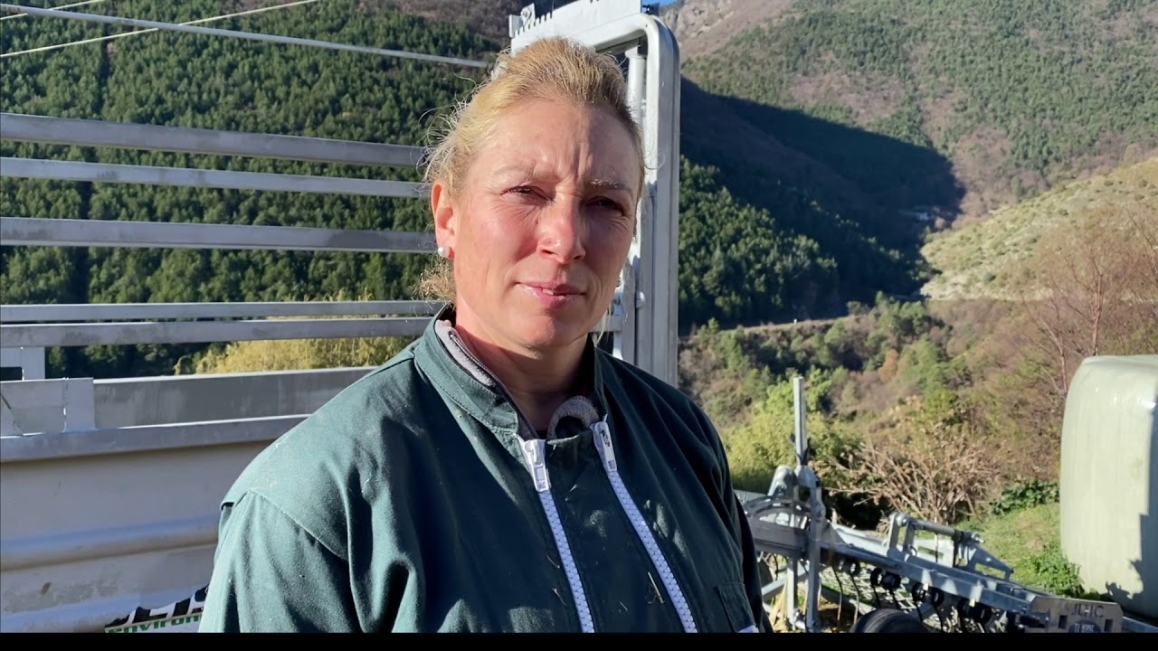 Julia Bonnet, éleveuse de boeuf Angus dans la vallée de la Roya