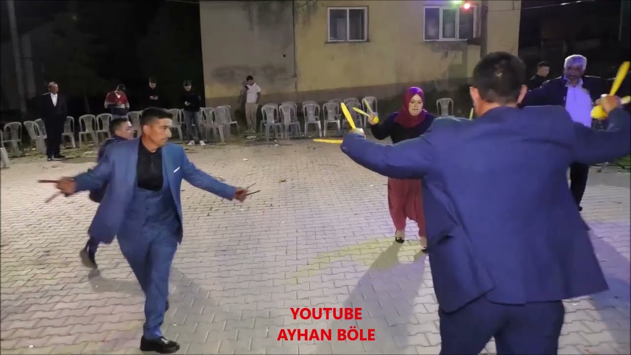 ÇİFTETELLİ KAŞIKLI KÖY DÜĞÜNÜ