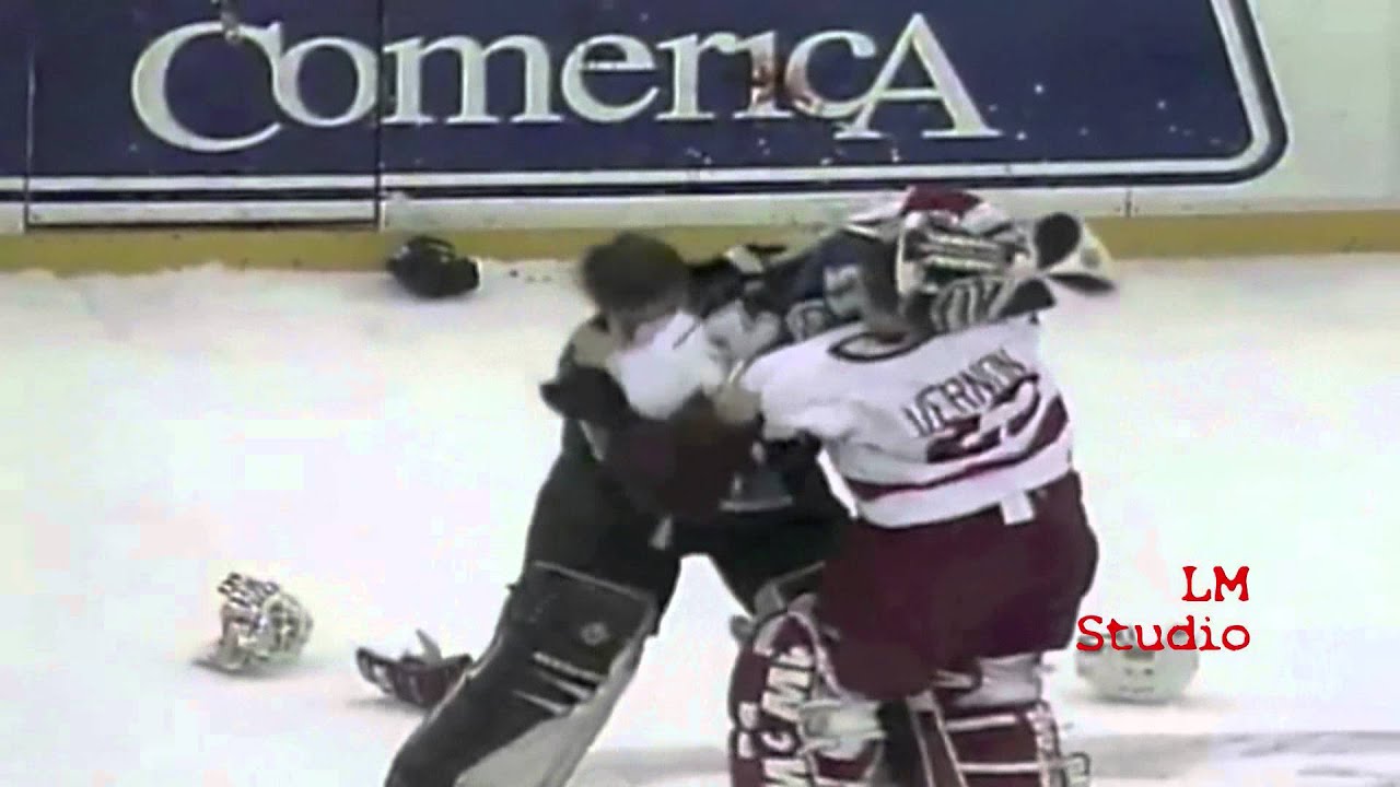 NHL Goalie Fights Complications [HD]