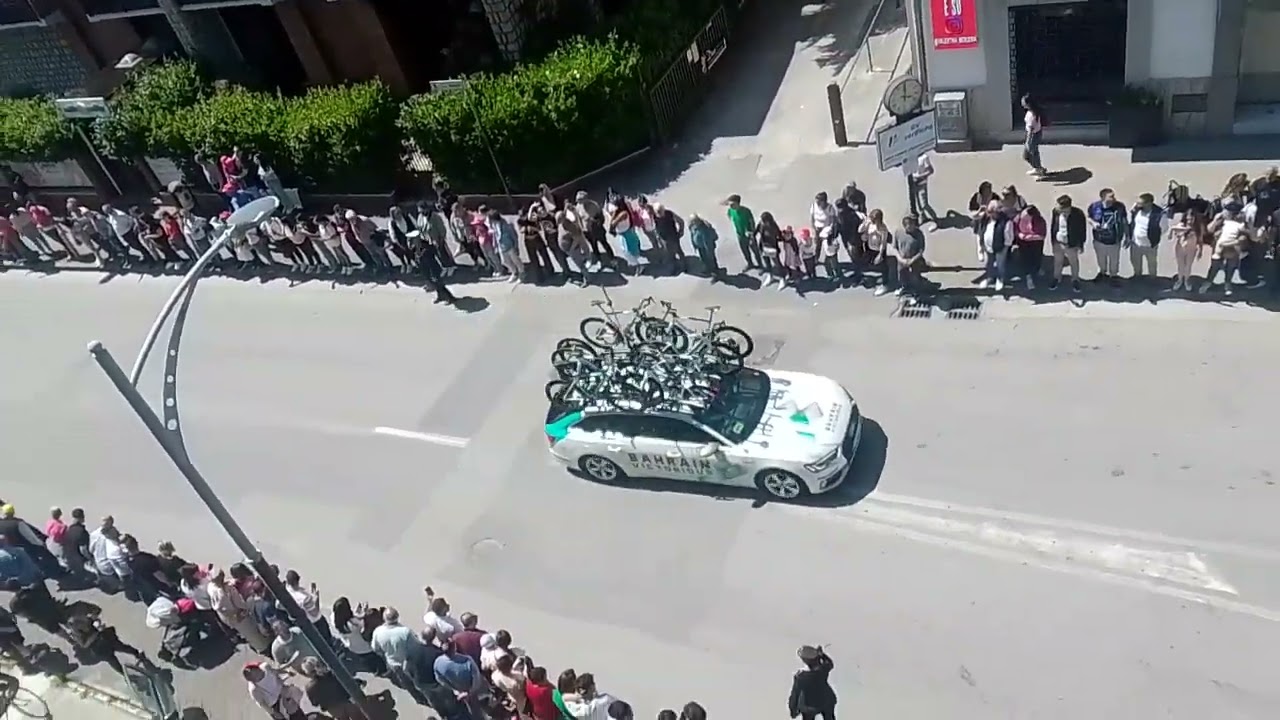Giro d'italia 2024 Montesarchio gruppo 2
