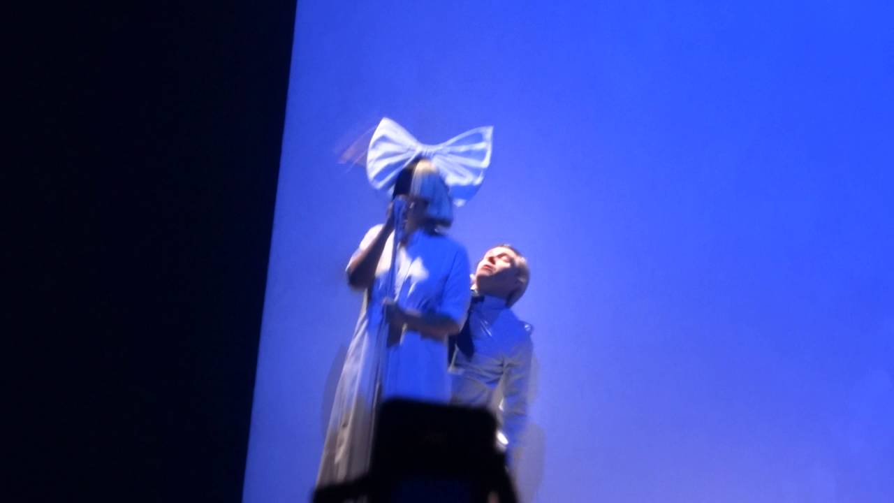 Sia  - Bird Set Free - Live at The Palace of Auburn Hills on 10-15-16