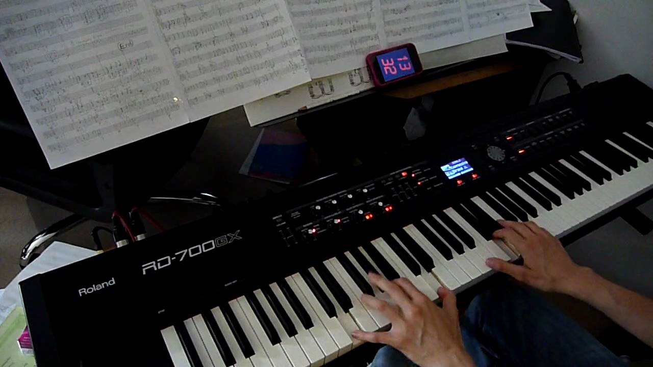 Iron Maiden - Fear Of The Dark | Vkgoeswild piano cover