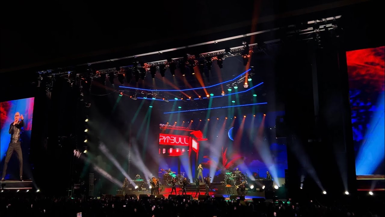 Pitbull Concert in Bahrain Vlog