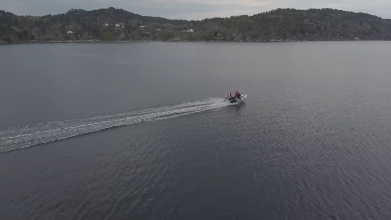 b&aring;tpuss i Ris&oslash;r
