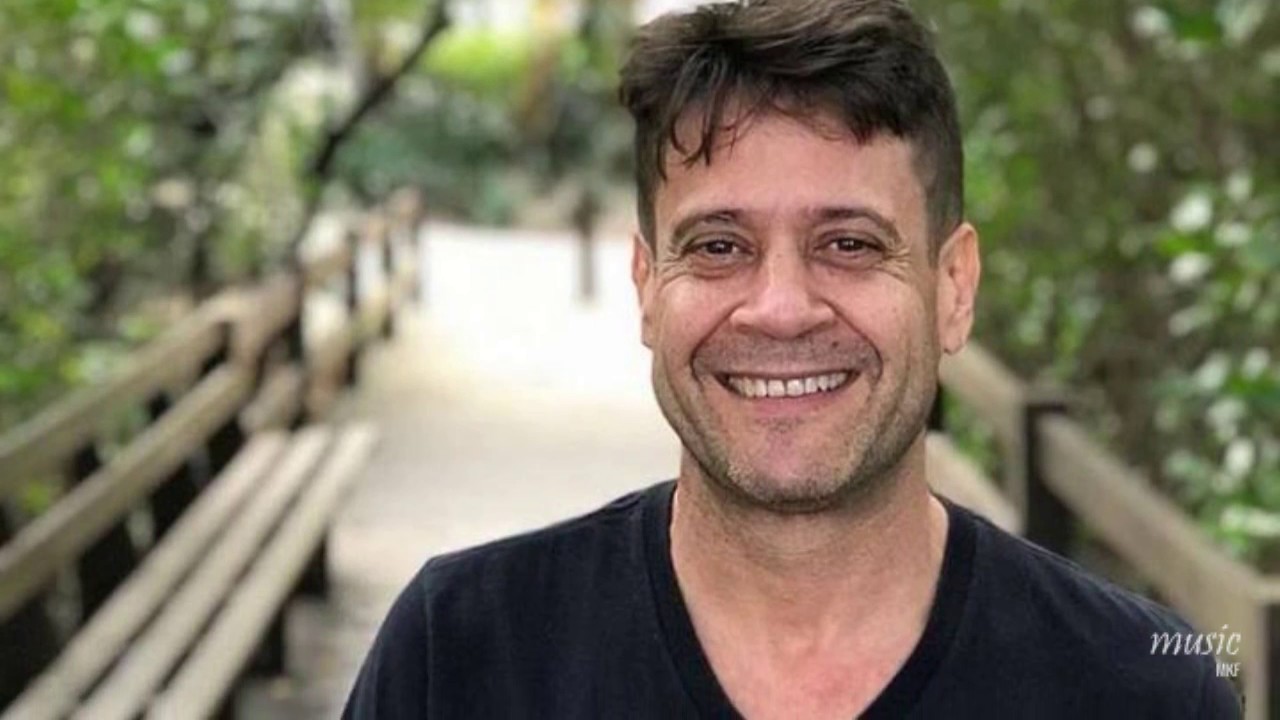 Sérgio Knust solos e improvisos.