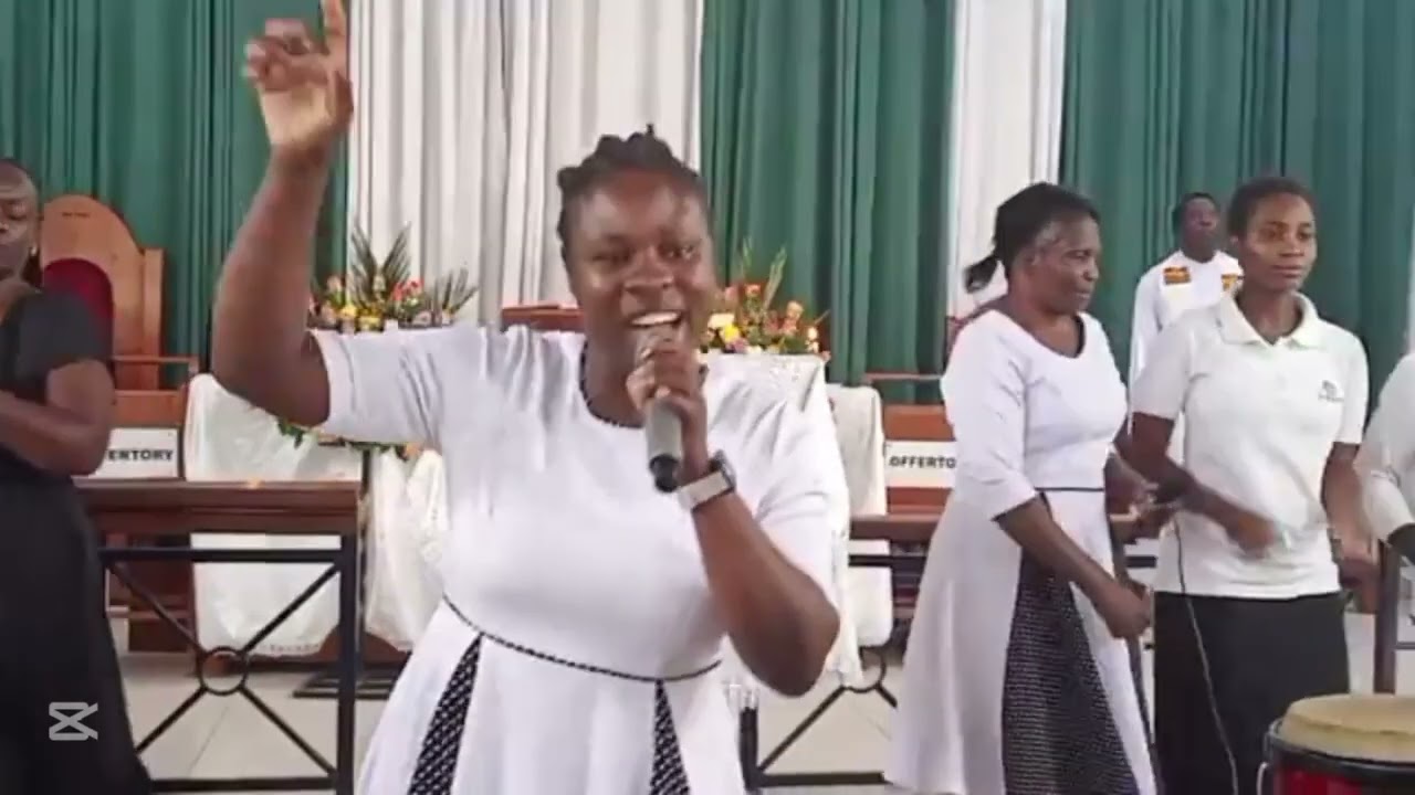 gifted voices praise and worship session - nimekuja kusema asante erokamano