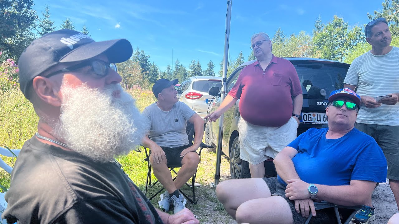 Funkertreffen im Schwarzwald. Zuflucht. Die ganze Bande vor Ort. Sommer Sonne Spaß