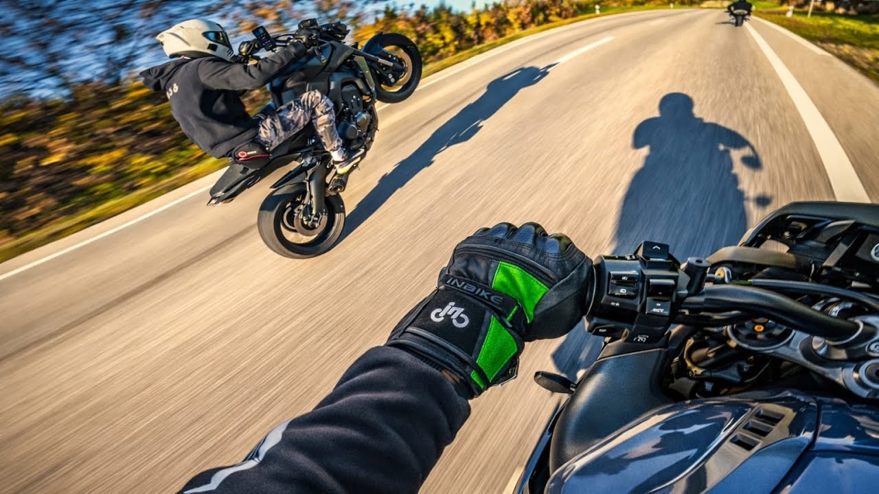 Yamaha MT10 VS MT09 Straight Pipe - Wheelies - Sound