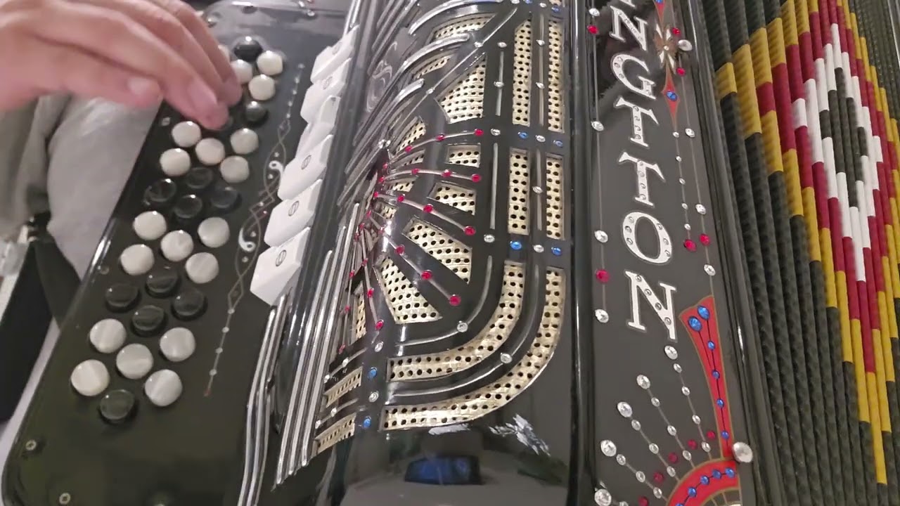 RECURDAME Y  VEN  #foryoupage #musica #acordeon #hermanosgutierrez #musica #norteñas #vamonos 