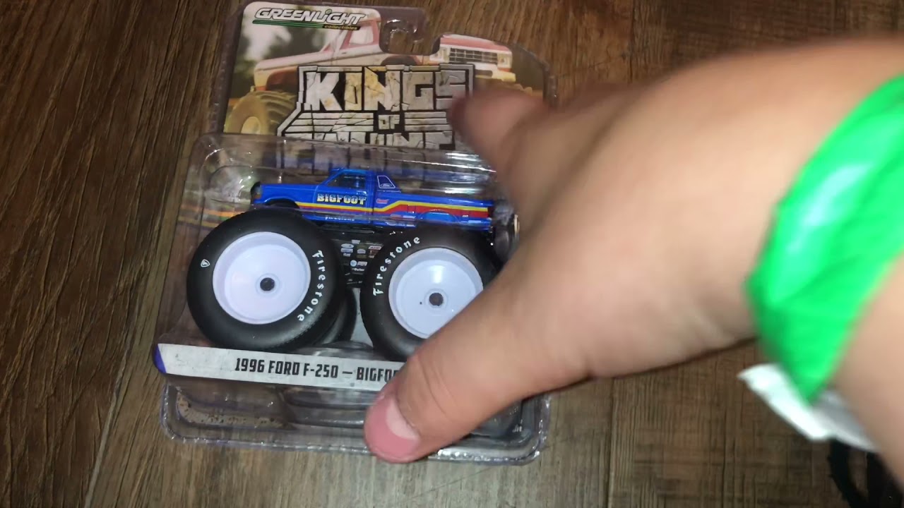 Bigfoot #7 unboxing