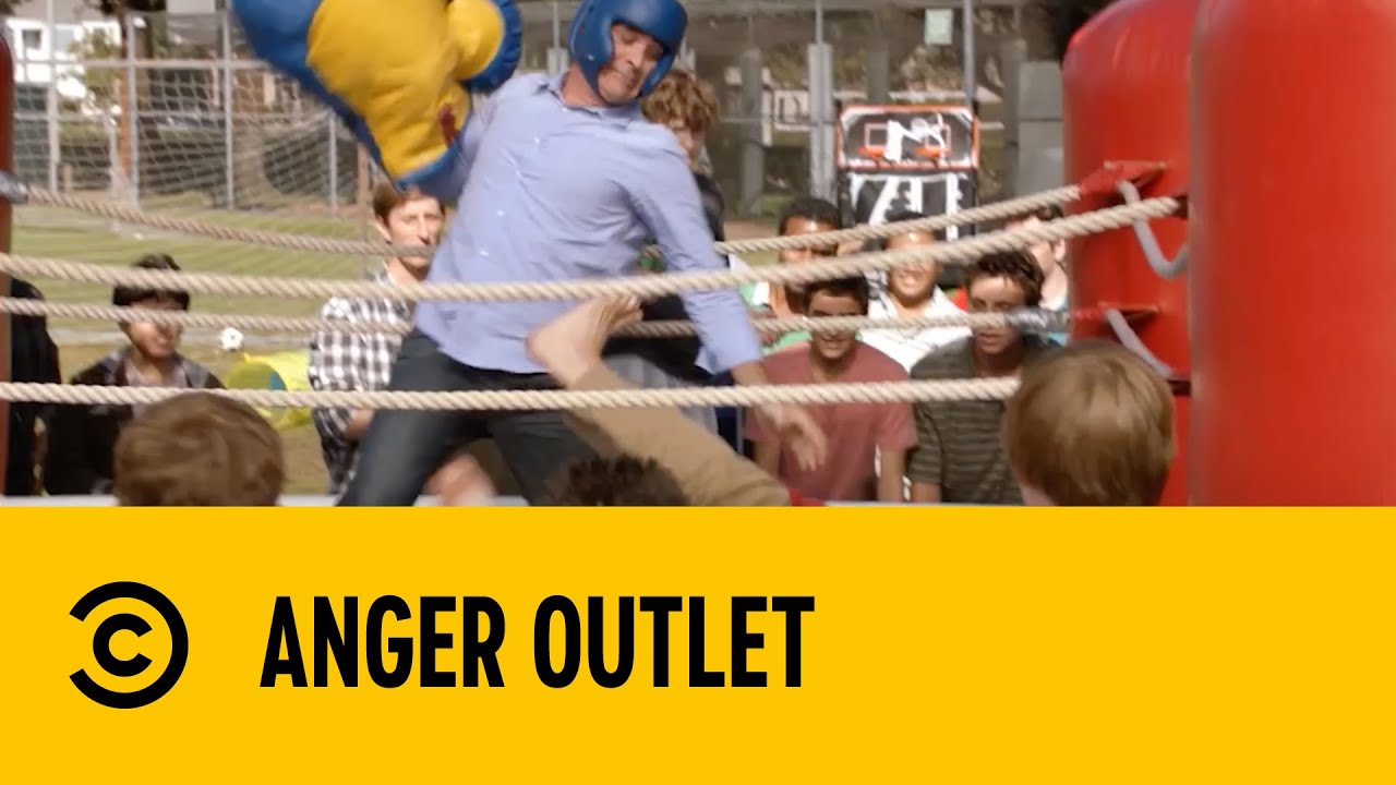 Anger Outlet | Modern Family | Comedy Central Africa