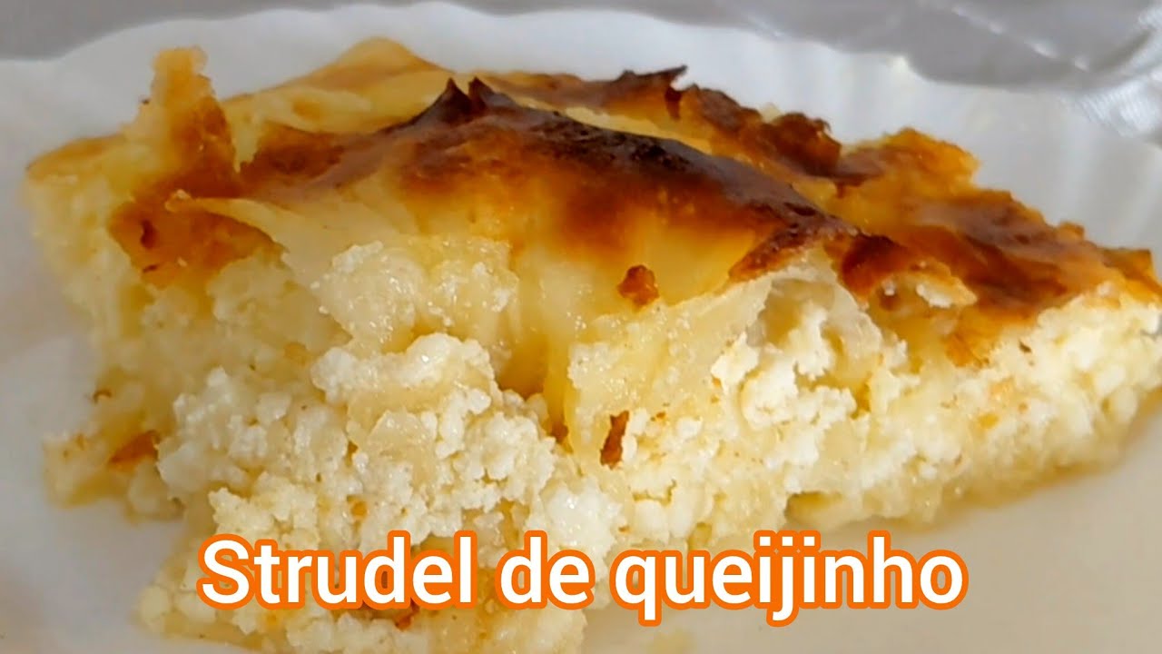 Strudel de queijo tradicional . Käsestrudel