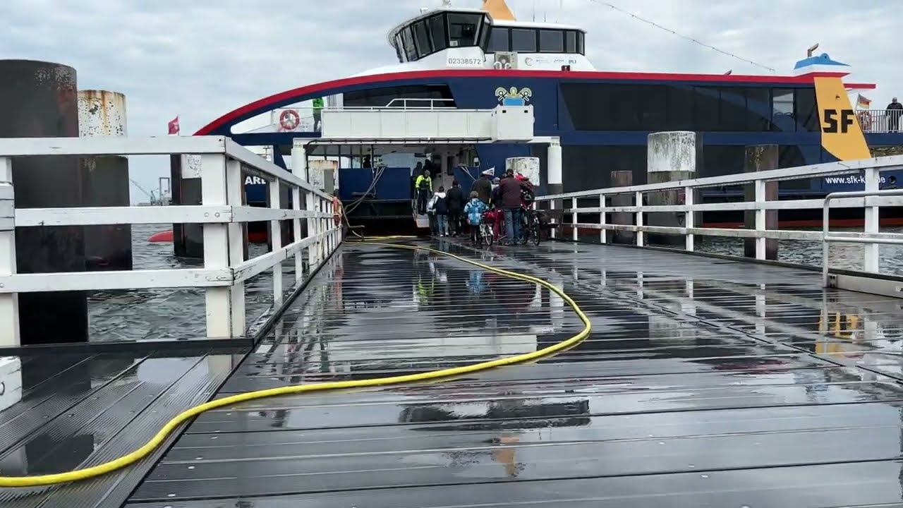 Половодье и шторм на кораблях Bahnhofsbrücke Kiel / SFK 5 мая 2023 г....