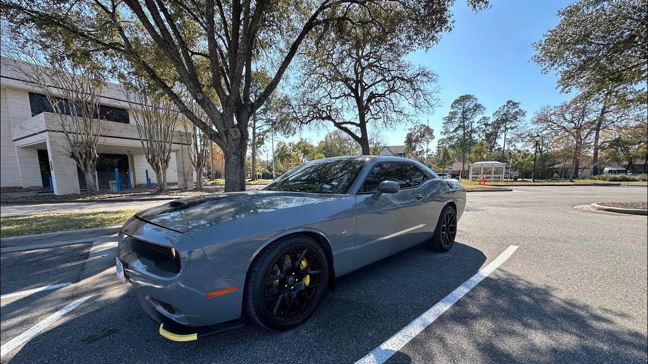 POV VERY LOUD 392 SCAT PACK CUTTING UP IN SUBURBS!! 
