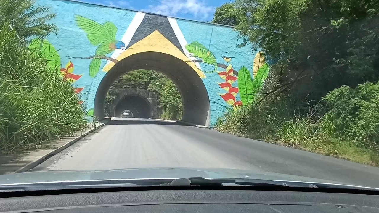 ‎This is St Lucia........drive from Sunny Acres to Dennery valley