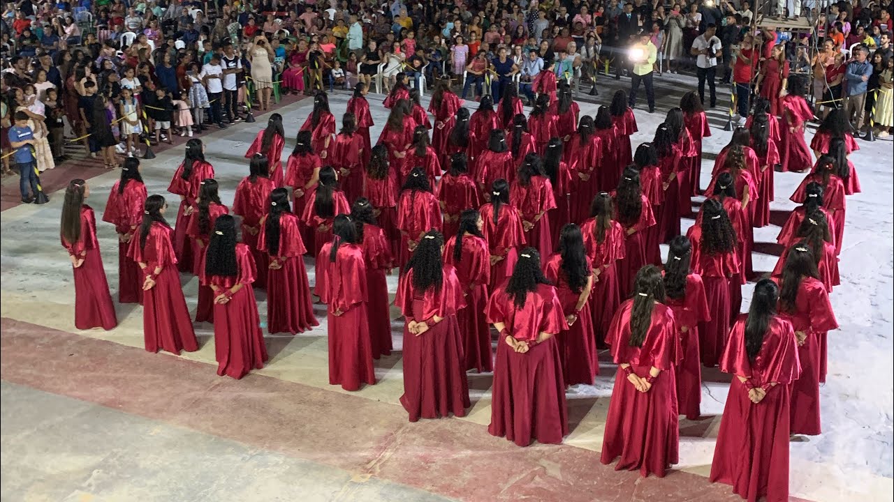 Coreografia Rei e Santo - Canção e Louvor