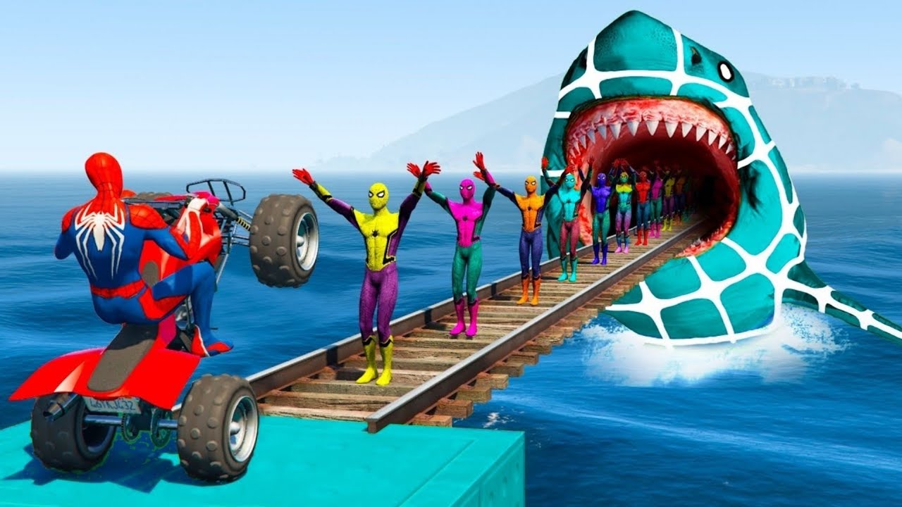 SPIDER MAN against HULK on Motorcycle in RAINBOW SPIDERS BRIDGE - GTA MULTIVERSE?