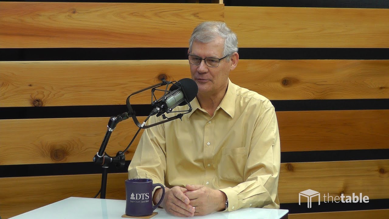 How English Bibles are Made - Douglas Moo and Darrell L. Bock