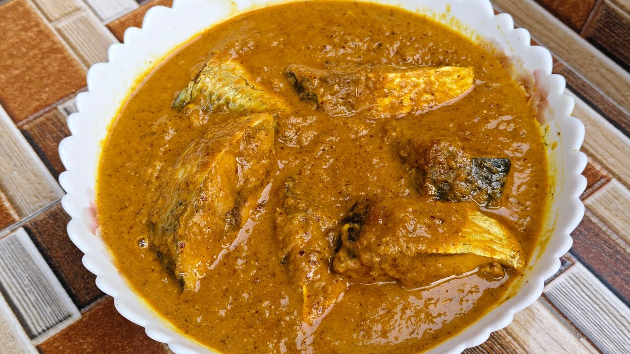 সর্ষে ইলিশ রান্না।