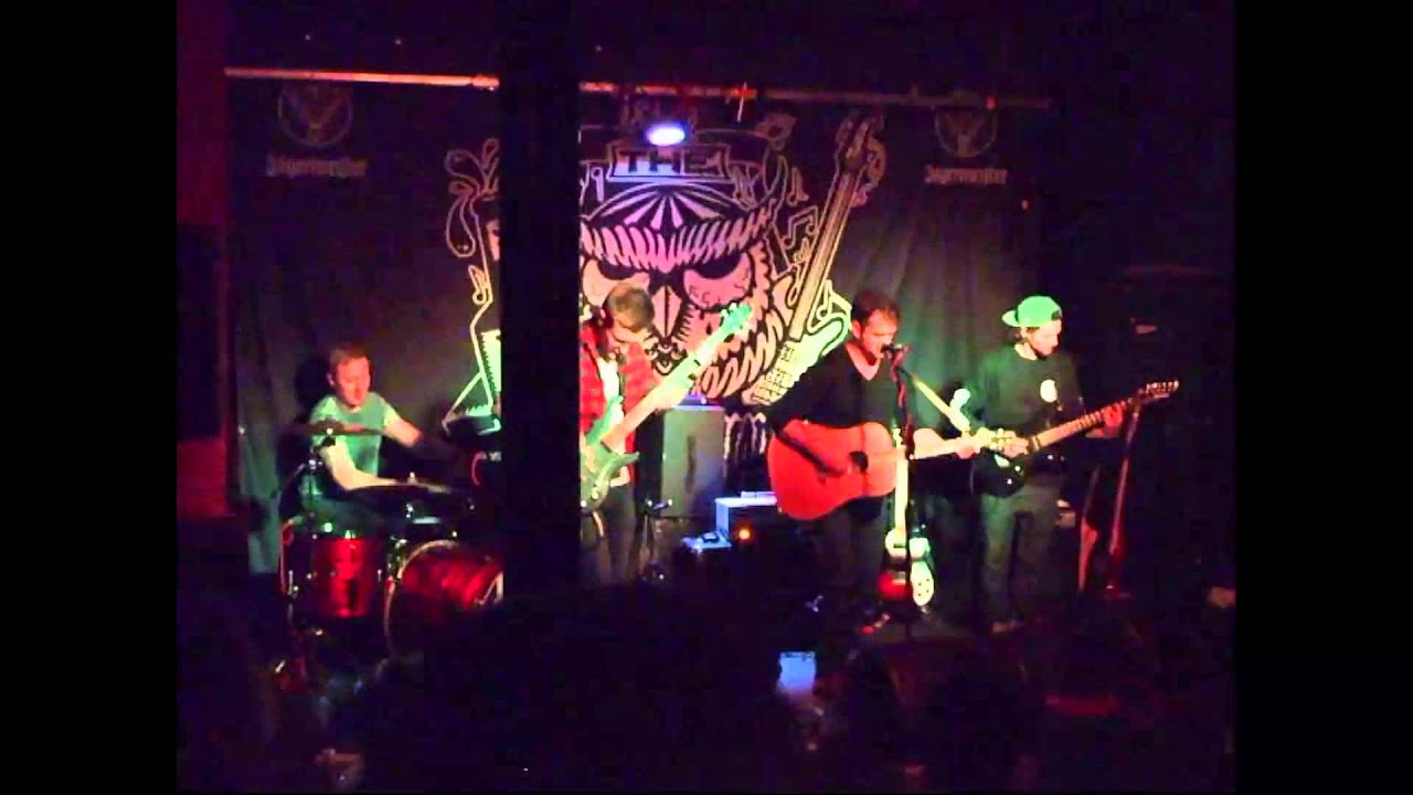 Mallie - Eye For An Eye live at The Owl Sanctuary Norwich 2015