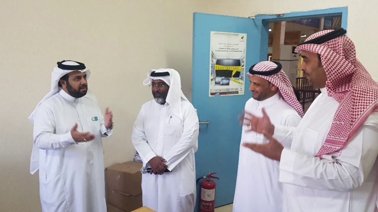 سير الاختبارات بثانوية الإمام النسائي يوم الأحد الموافق ١٦ / ٨ / ١٤٤٠ وزيارة مساعد مدير التعليم