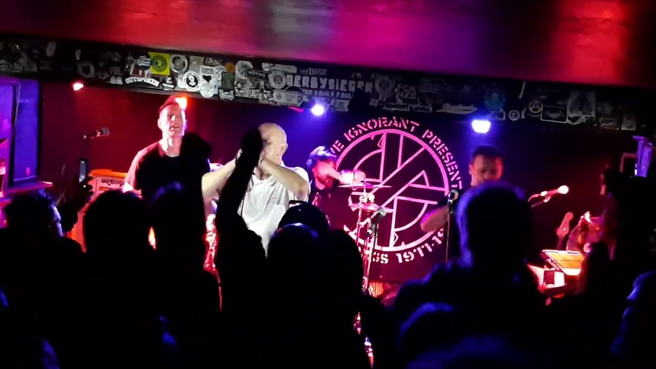 STEVE IGNORANT presents CRASS - Do They Owe Us a Living / Banned From The Roxy