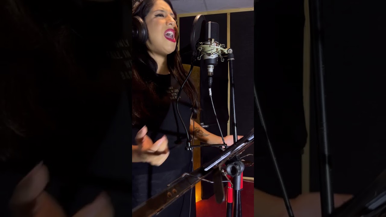 Reflection cover Christina Aguilera
